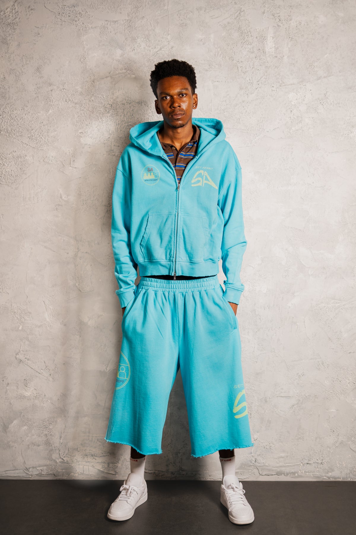 COMING TO LONDON ZIP HOODIE - BLUE