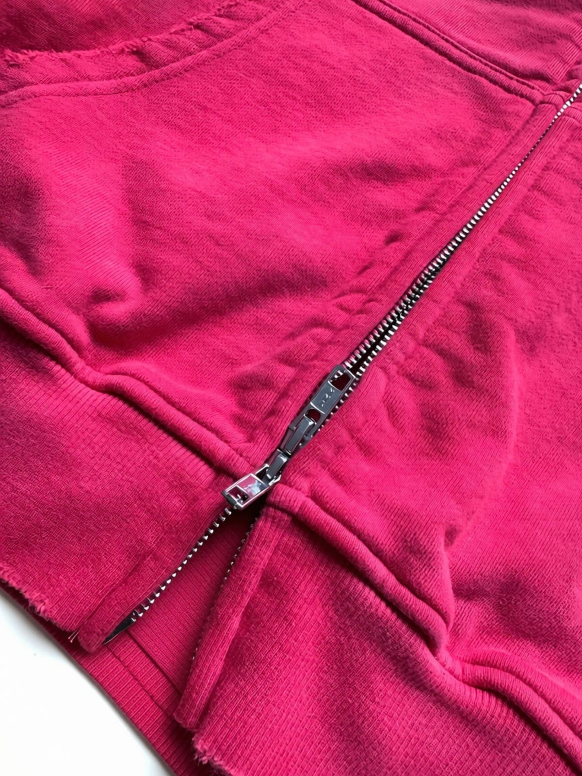 COMING TO LONDON ZIP HOODIE - RED